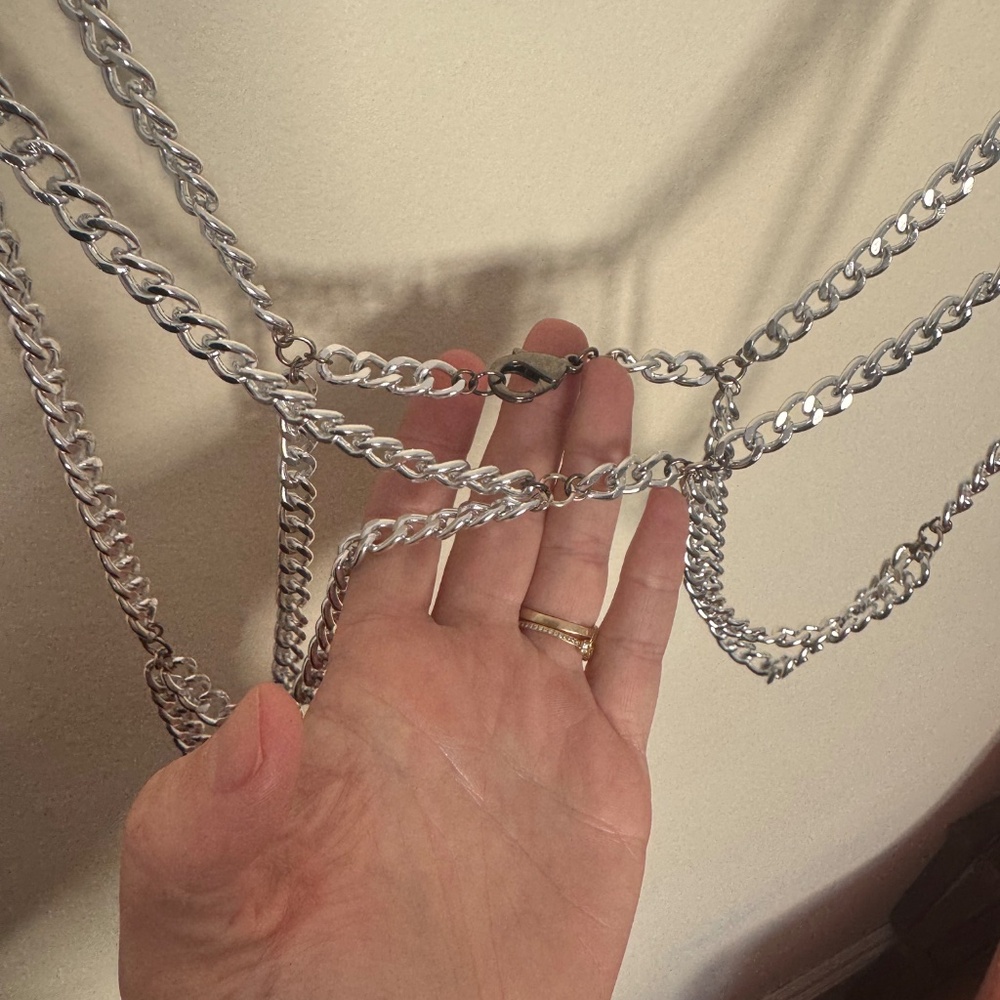 Chain Bra - Picture 4 of 4